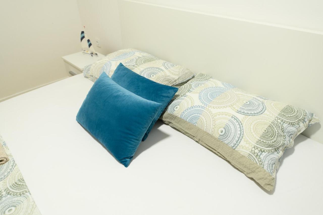 Cozy Beach Apartments Makarska Esterno foto